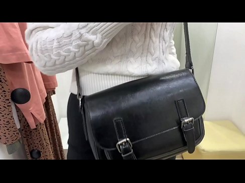 ❤️ Јавна мастурбација младе кучке ФералБерри са дилдом у соби за мерење Домаћи порно на sr.ph-vassena.ru ❌
